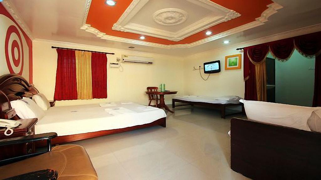 Hotel Sri Saravana Rāmeswaram Extérieur photo