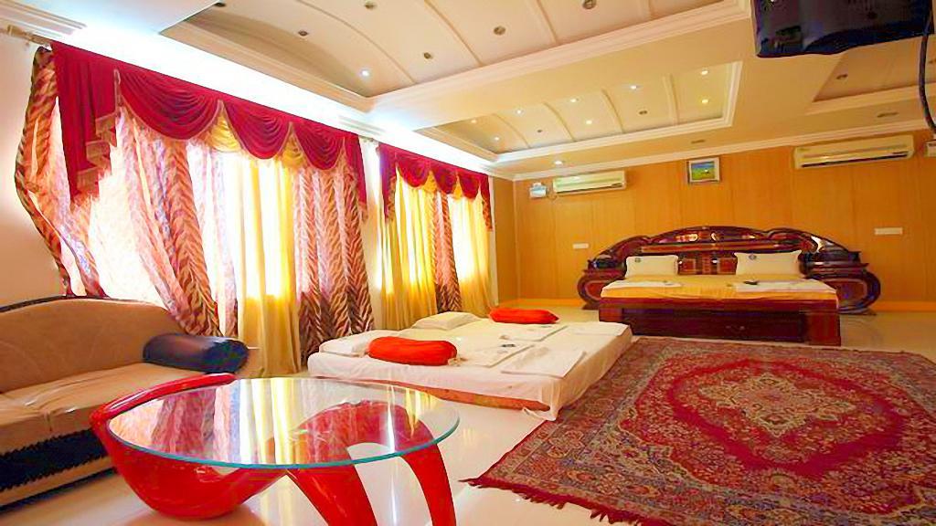 Hotel Sri Saravana Rāmeswaram Extérieur photo